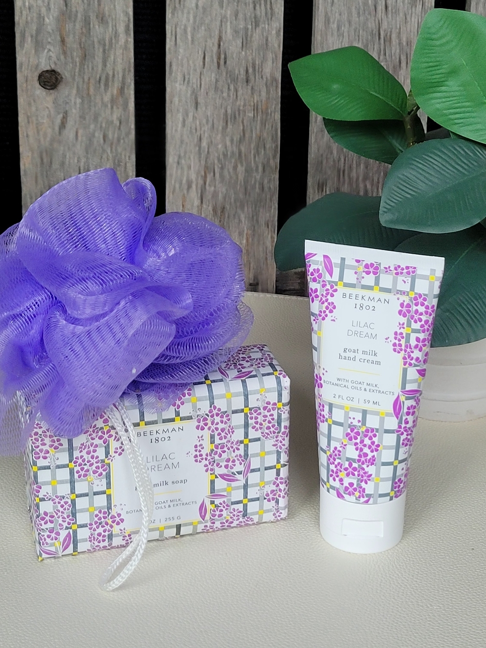 Beekman 1802 Lilac Dream Hand & Body Set - Purple Shower Loofah - Picture 2 of 6